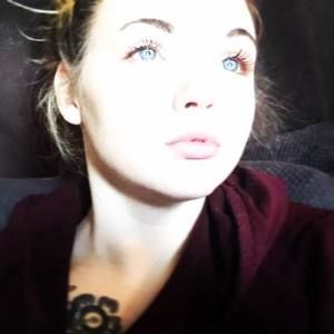 Meet your Posher, Jade